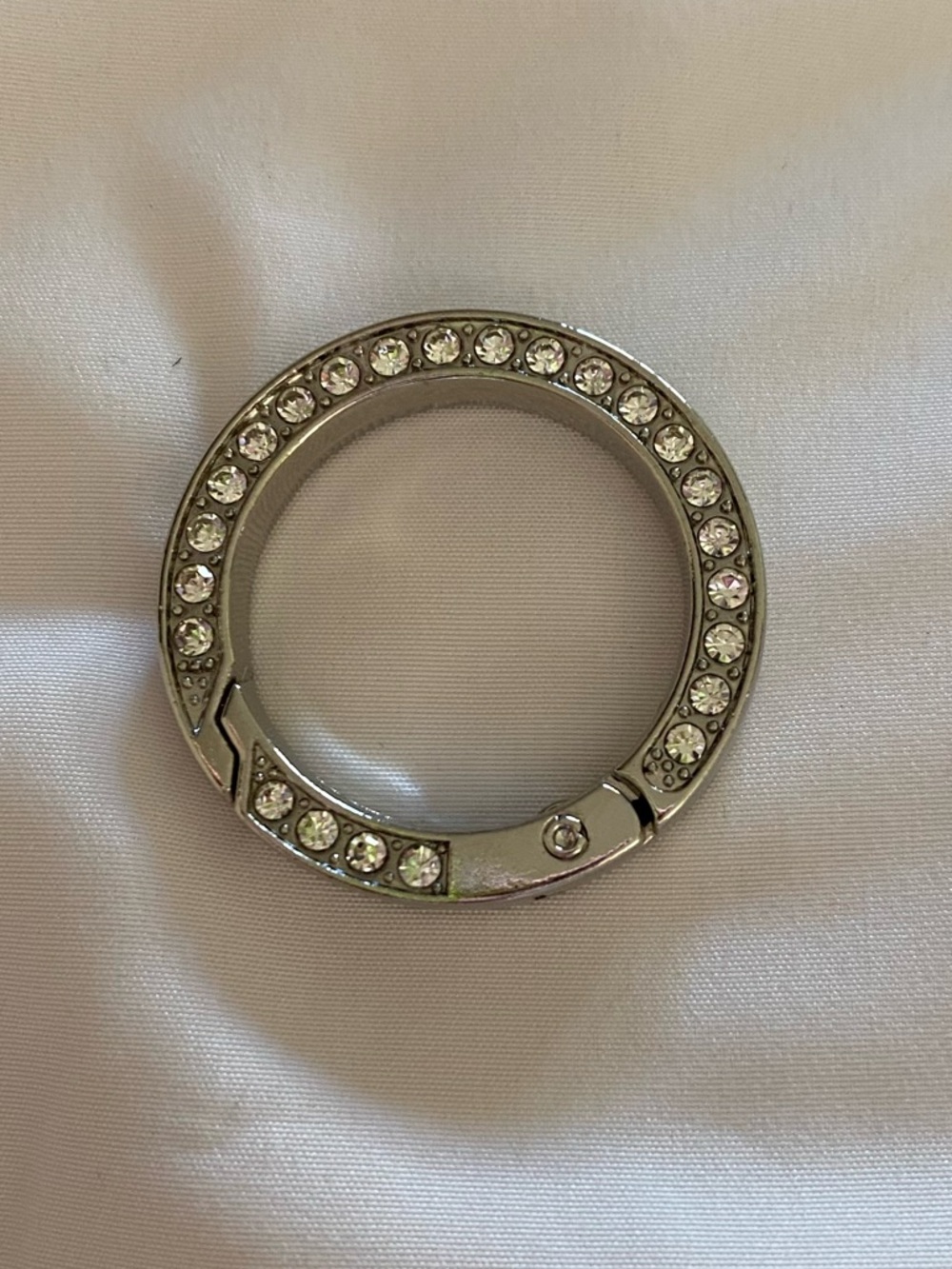 1-Silver Metal Rhinestones on both sides Spring O-Rings